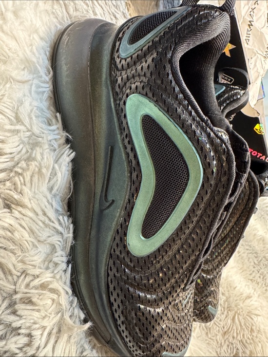 Nike Other - Nike Kids Black Sneakers with Teal Accents